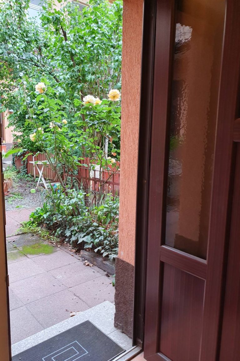 View of the Garden from The Private Stay Apartment